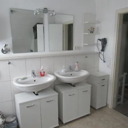 Ferienhaus-safe-haven * Almdorf